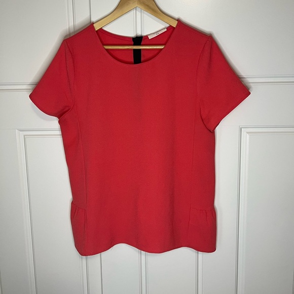 Elodie short sleeve blouse in coral with black trim and button detail, size xl. - Picture 11 of 13
